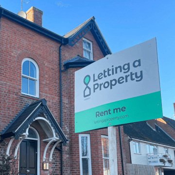 Professionally installed To-Let Board